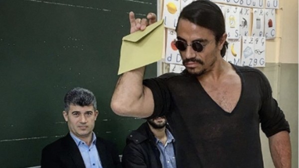 Nusret oyunu meşhur hareketiyle kullandı