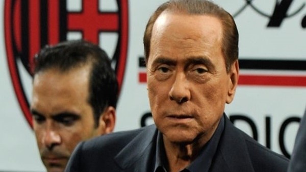 Milan'dan Berlusconi'ye özel video klip