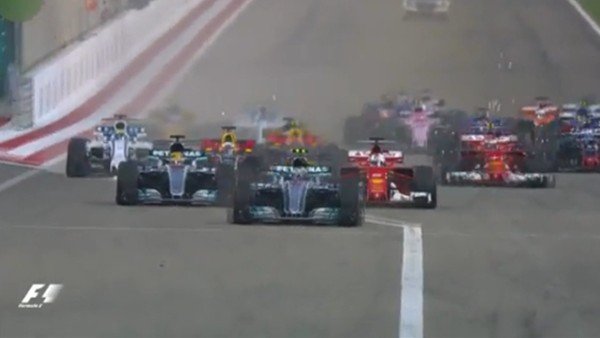 Kazalı belalı yarışta zafer Vettel'in!