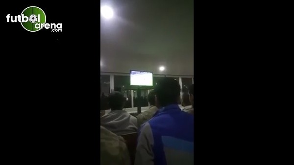 Talisca'nın frikik golünde askerlerimizin sevinci