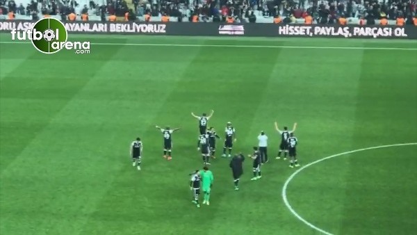 Maç sonu Cenk Tosun'dan üçlü