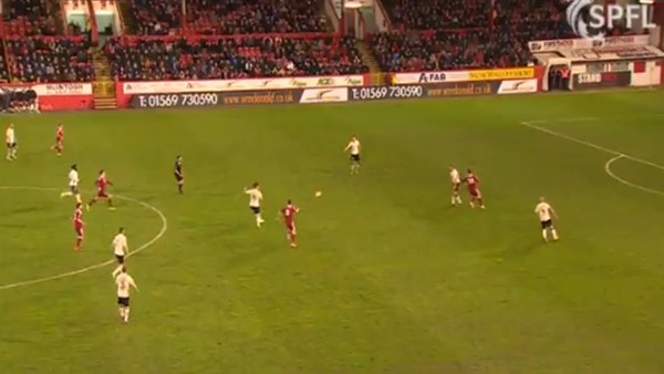 Kaçan gol taraftarları kahretti