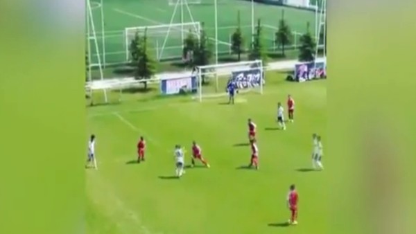 Minik yıldız Tsubasa'yı hatırlattı