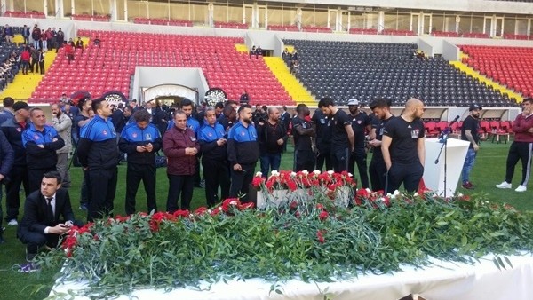 Gaziantepspor, Rajtoral için anma programı düzenledi