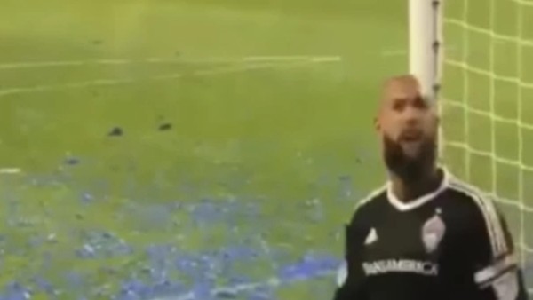 Taraftara küfreden kaleciye 3 maç men cezası!