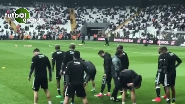 Beşiktaşlı taraftarlardan Quaresma'ya sevgi seli