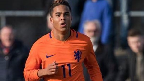 Kluivert'in oğlu Justin Kluivert'dan müthiş çalım