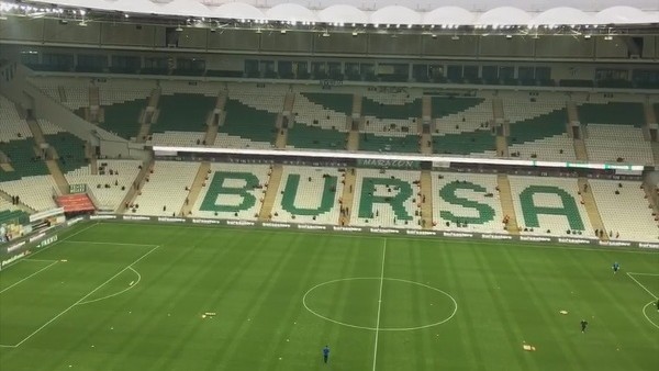 Bursa'da tribünler bomboş