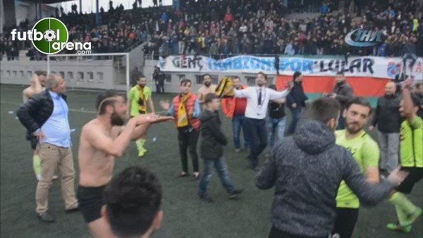 Amatör maçta bir yanda olay bir yanda kolbastı