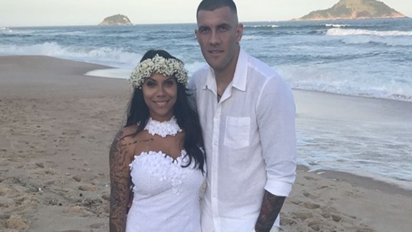 Fernandao tatilin keyfini çıkartıyor