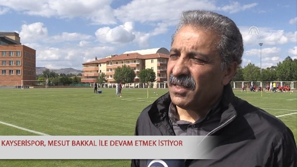 Kayserispor, Mesut Bakkal ile devam etmek istiyor