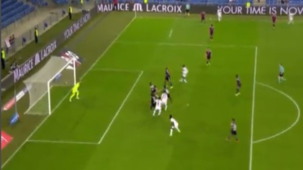 Kevin Constant takımını ipten aldı