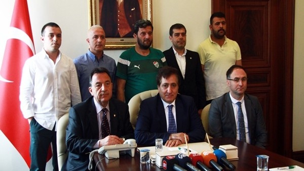 Bursaspor tribün liderleri Vali Küçük ile buluştu