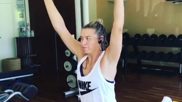 Maria Sharapova tam gaz çalışıyor!