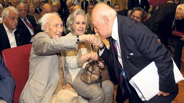 Galatasaray'ın efsane başkanı Ali Tanrıyar hayatını kaybetti