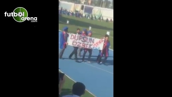 Mezuniyette Dursun Özbek istifa pankartı