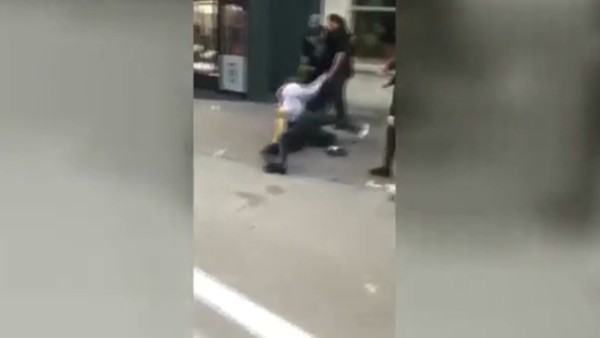 Jason Denayer, İngiltere'de kavgaya karıştı!