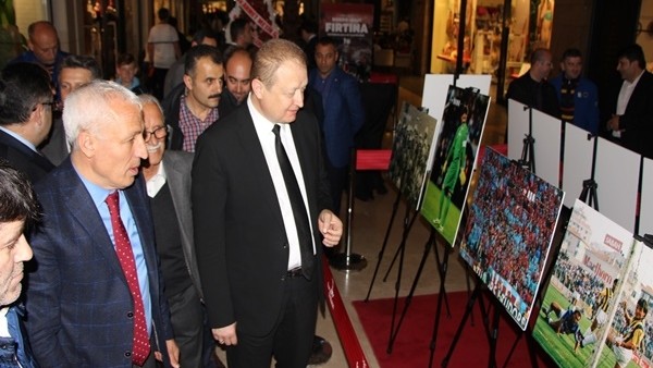 Trabzonspor'un 50 yıllık öyküsünün anlatıldığı sergi açıldı