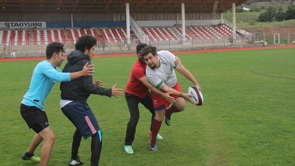 Yiğidolar, Rugbyyi sevdi