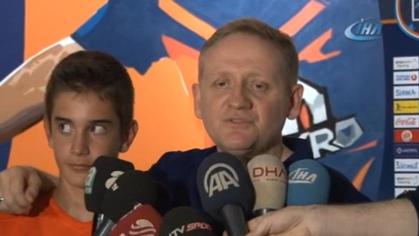 Göksel Gümüşdağ: 'Siz şampiyon gibi oynayın. Şampiyonluk zaten size gelir'