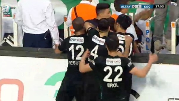 Burak Özbakır'ın Altay'a attığı gol