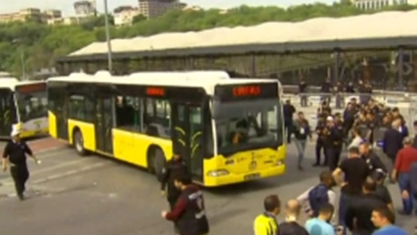 Fenerbahçeli taraftarlar stada geldi!
