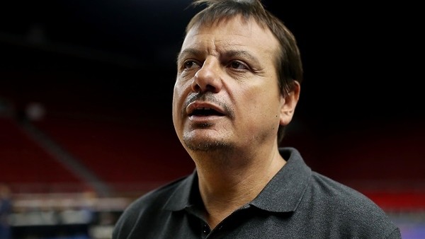 Ergin Ataman'dan Aziz Yıldırım'a destek!