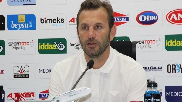 Okan Buruk: "Rüya diyebileceğimiz bir olayı gerçekleştiriyoruz"