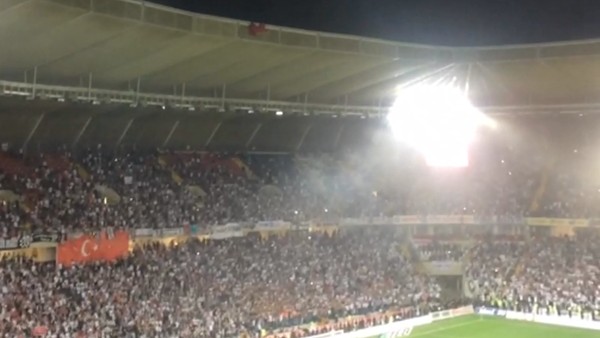 Gaziantep'te "Beşiktaş'ın çocuğu Aziz Yıldırım" sesleri