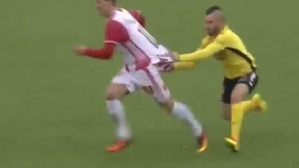 Peşini bırakamadı!