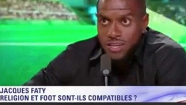 Cumhurbaşkanı Erdoğan'ın eleştirilmesine eski Sivassporlu futbolcu dayanamadı