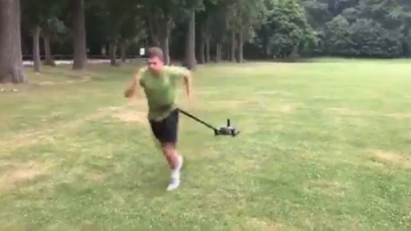 Podolski tam gaz çalışıyor!