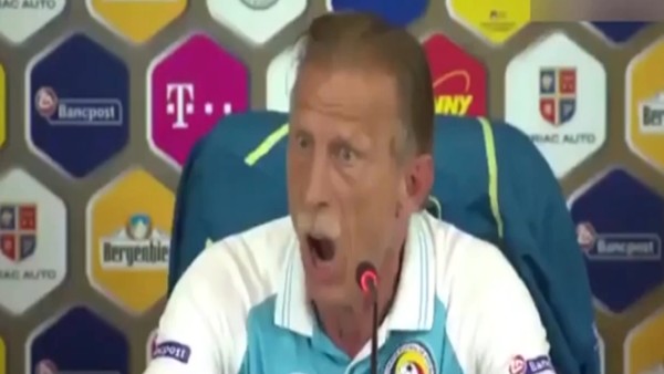 Christoph Daum gazetecilerle tartıştı!