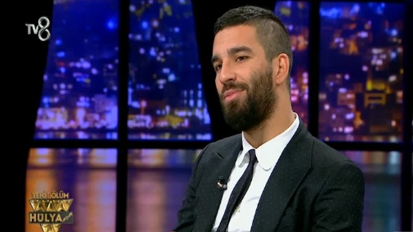 Arda Turan: "Sokakta anneye küfür edilmemesi gerektiğini öğrenirsin"