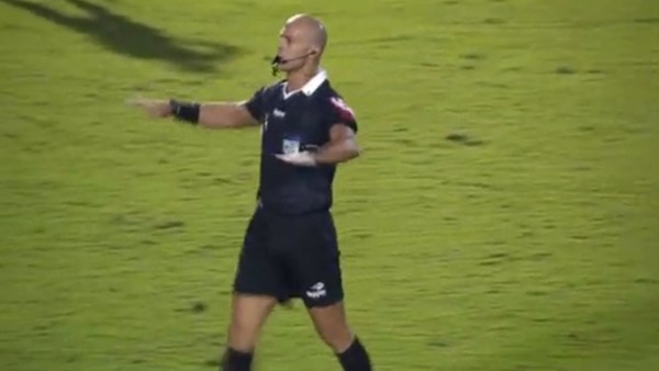 Ponte Preta, Cruzeiro maçında son düdük geldi ama maç bitmedi!