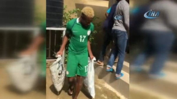 Onazi'den anlamlı hareket