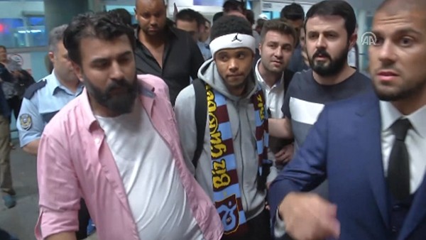  Bongonda, Trabzonspor için İstanbul'a geldi