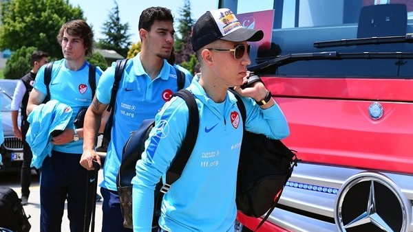 A Milli Futbol Takımı, Makedonya'ya gitti