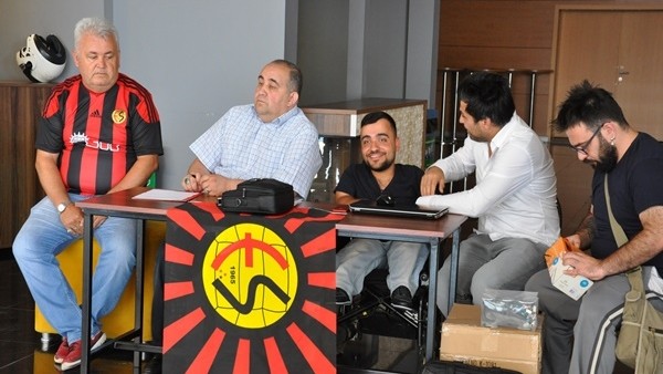 Eskişehirspor'da olağanüstü kongre ertelendi