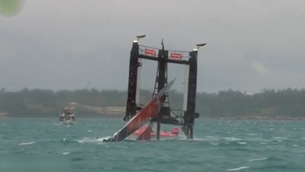 Yelken yarışında korkunç kaza!