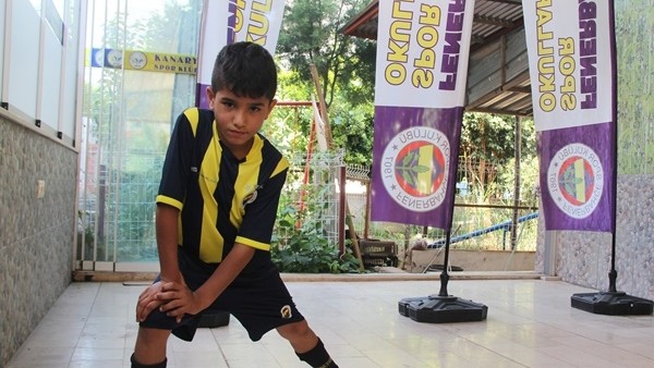 Geleceğin futbol yıldızı Mersin'de yetişiyor