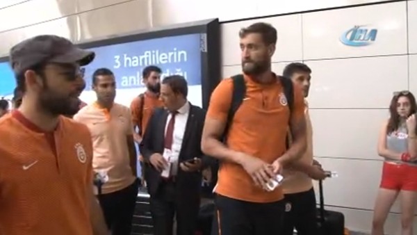 Galatasaray kamp için yola çıktı