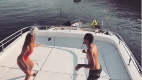 Kovacic ve eşinden futbol şov