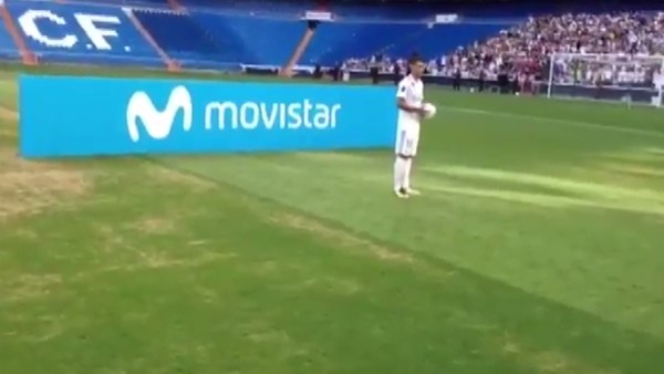 Theo Hernandez imza töreninde zor anlar yaşadı