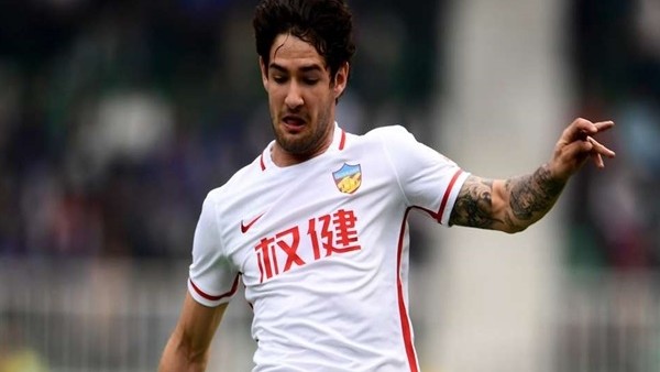 Alexandre Pato yine affetmedi!