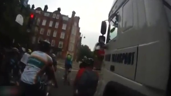 Londra'yı sallayan görüntü!