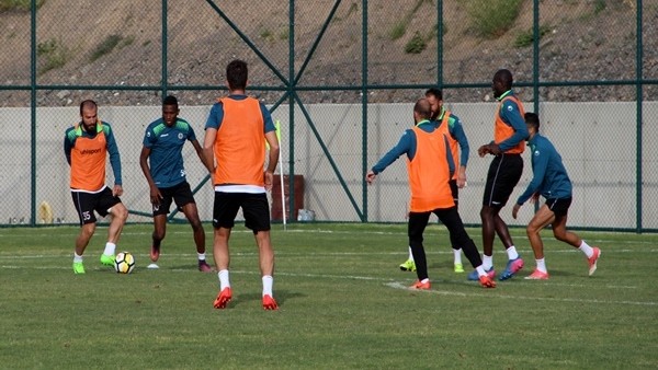 Alanyaspor'da hazırlıklar hız kesmeden devam ediyor