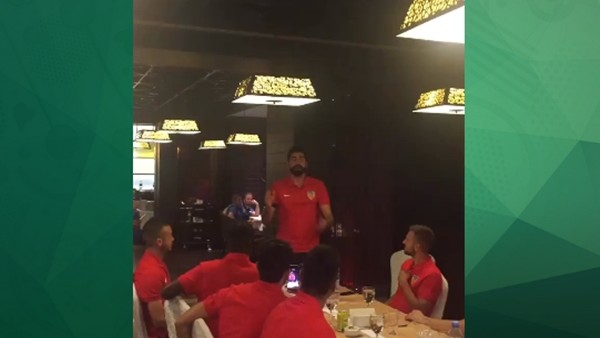 Muammer Zülfikar Yıldırım'dan takım arkadaşlarına müzik ziyafeti