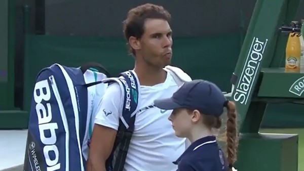 Rafael Nadal'dan örnek davranış!
