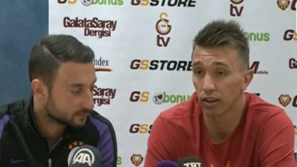 Muslera: "Sneijder konusu canımı sıkıyor"